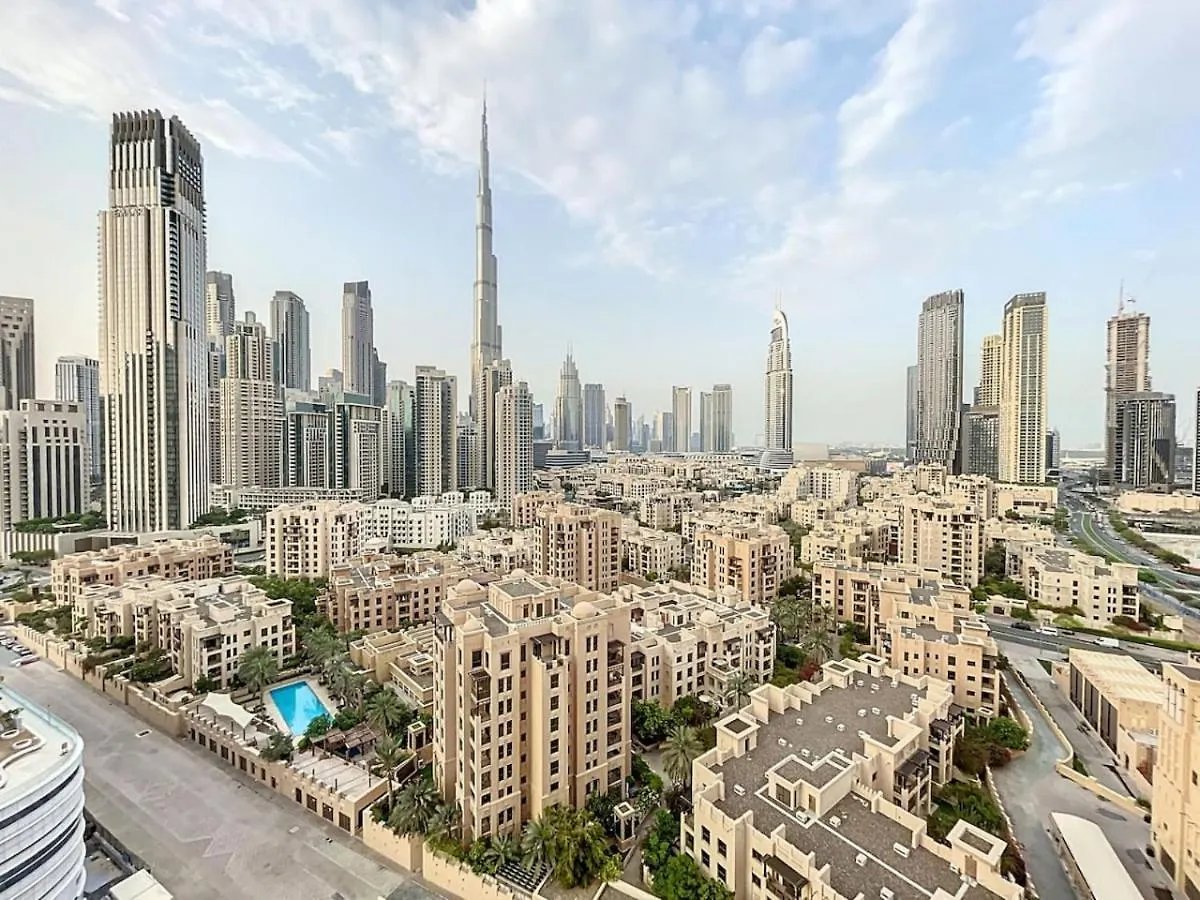 Bellevue Tower 1 - Vibrant Two Bed In Business Bay Apartment Dubai